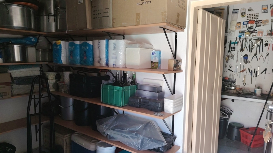 5 Bedroom Property for Sale in Flamwood North West